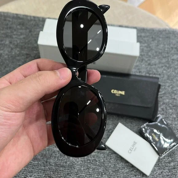 Celine Triomphe Oval Black Sunglasses - Picture 2 of 6